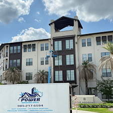 Soft-Washing-on-this-commercial-property-in-Baton-Rouge-LA 0